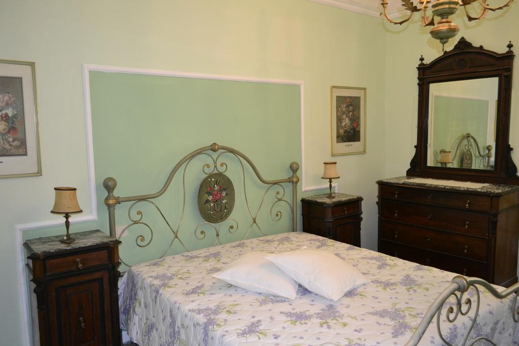 Corte Palazzo Picedi Benettini Sarzana Kamer foto